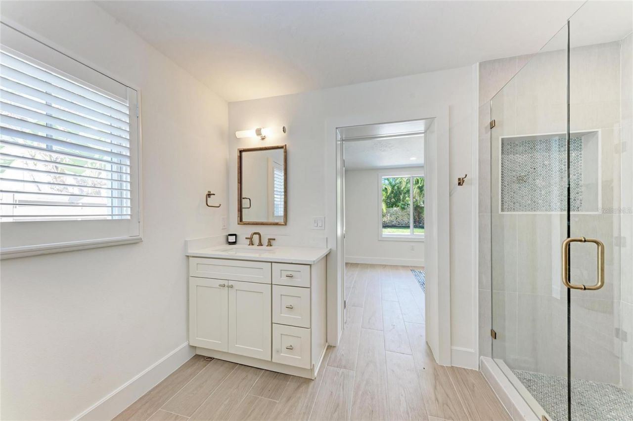 431 Island Circle, Sarasota, FL 34242 Photo
