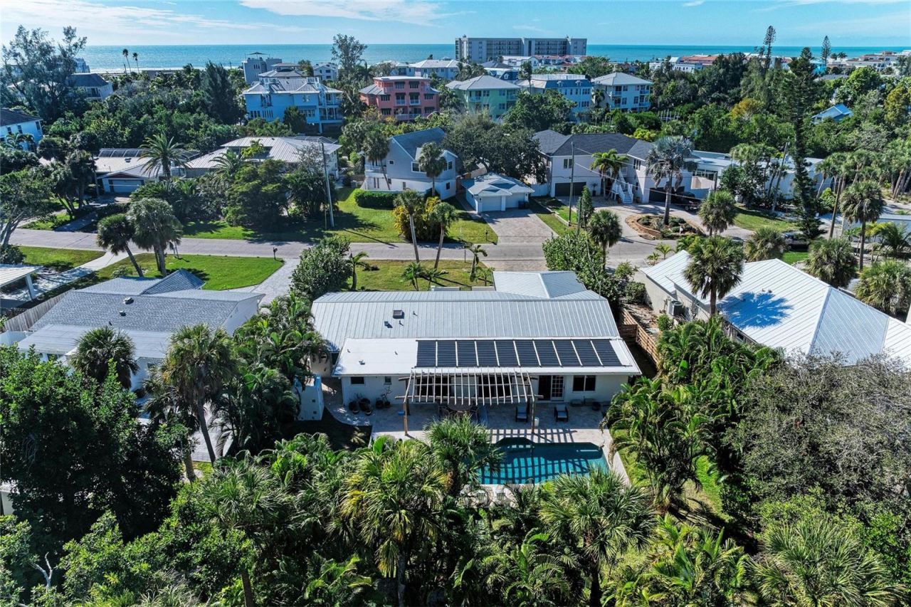 431 Island Circle, Sarasota, FL 34242 Photo