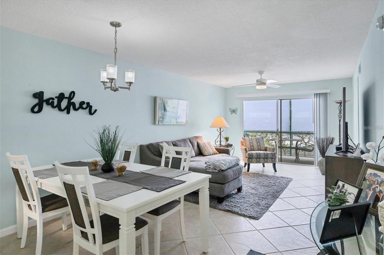 7294 Cloister Drive, Unit 9, Sarasota, FL 34231 Photo