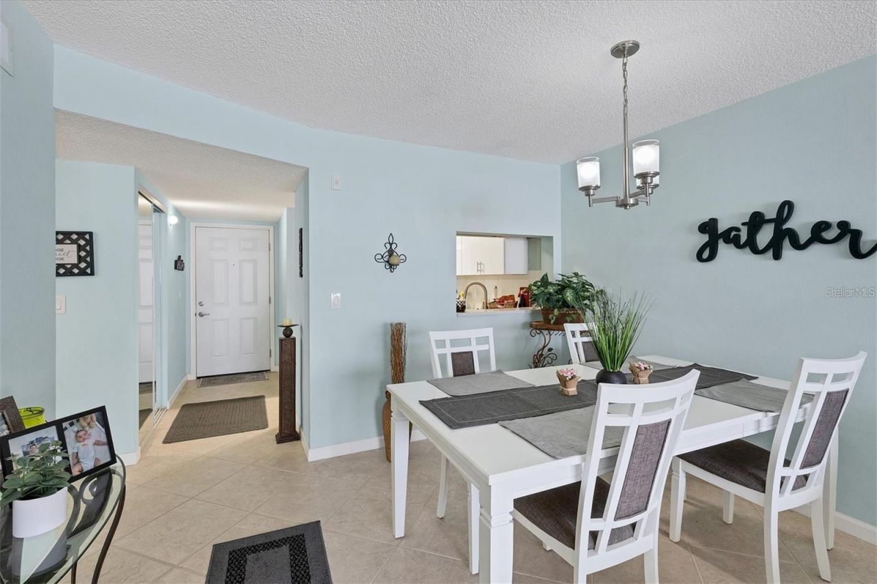 7294 Cloister Drive, Unit 9, Sarasota, FL 34231 Photo