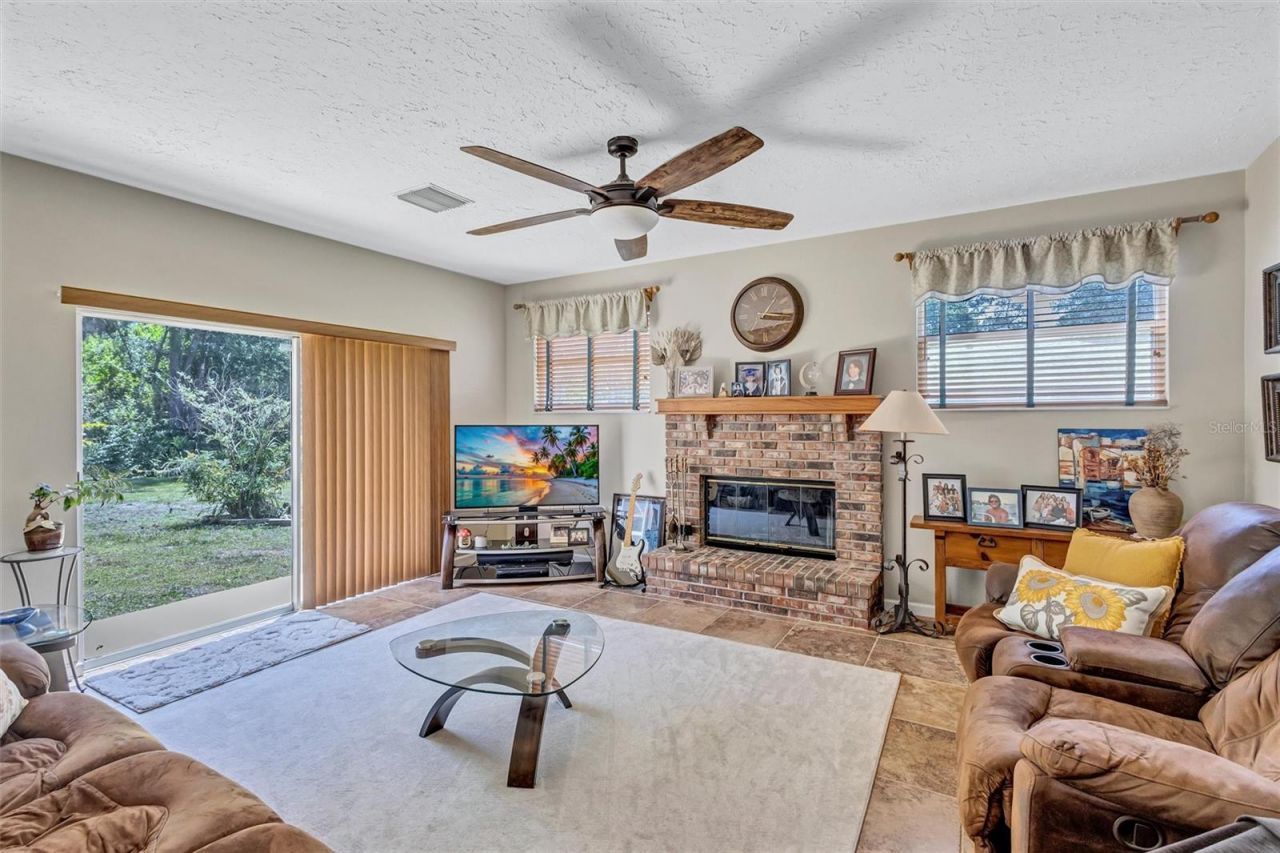403 131st Street E, Bradenton, FL 34212 Photo