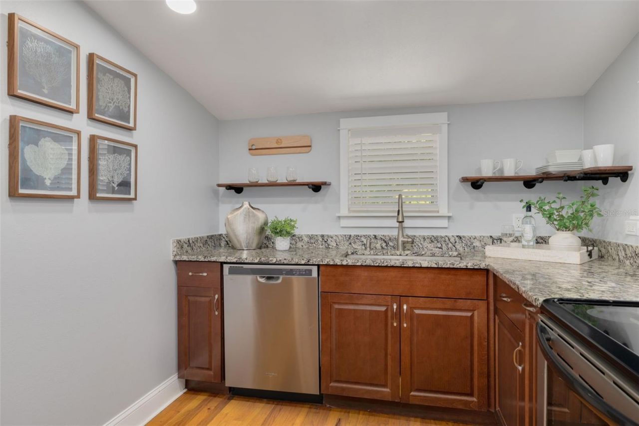 812 6th Street N, Saint Petersburg, FL 33701 Photo