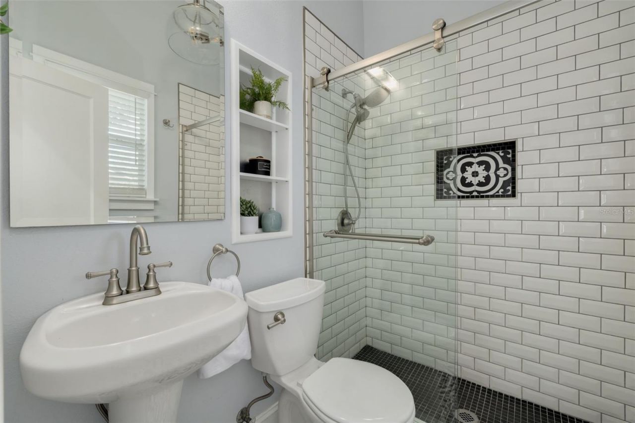 812 6th Street N, Saint Petersburg, FL 33701 Photo