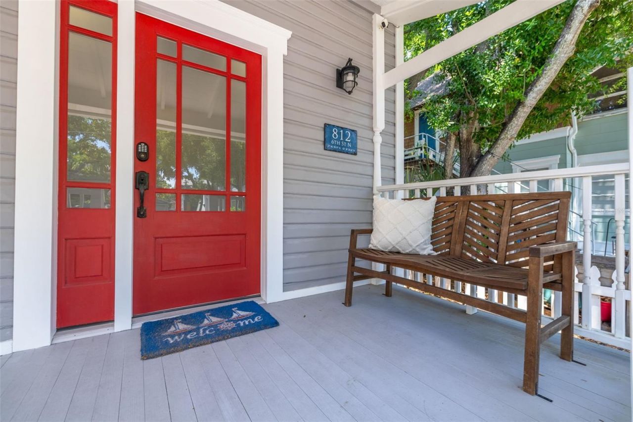 812 6th Street N, Saint Petersburg, FL 33701 Photo