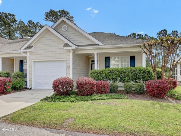 103 Thrasher Court, Unit D, Hampstead, NC 28443