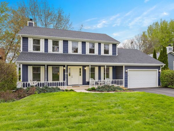 544 S Prairie Street , Cary, IL 60013