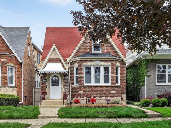5624 W Pensacola Avenue , Chicago, IL 60634