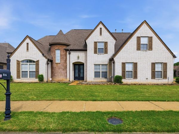 816 WOODLAND TREES DR, Cordova, TN 38018