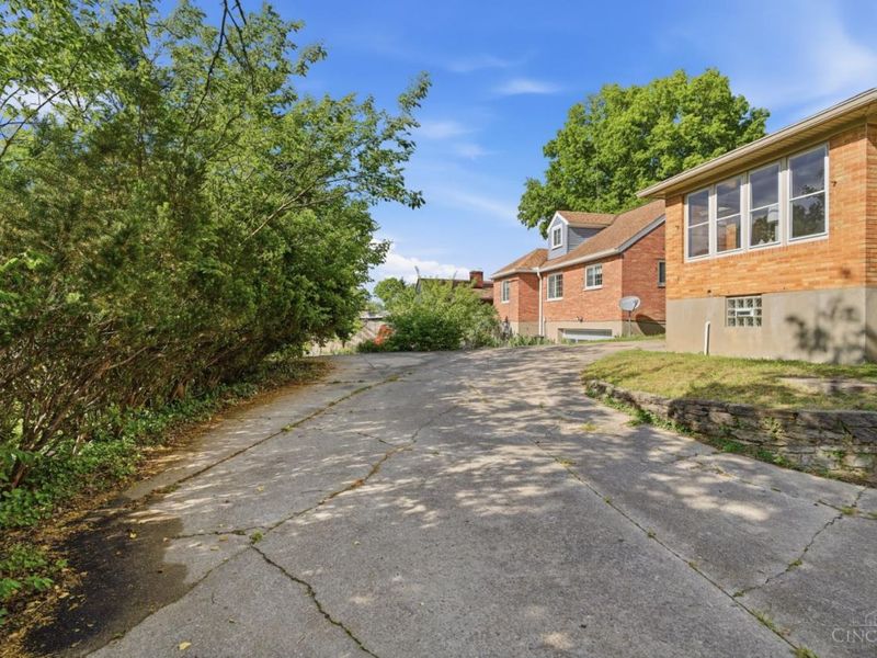 6733 Stoll Lane, Silverton, OH 45236 Photo 41