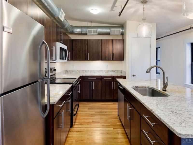 1412 Republic Street, Unit 401, Cincinnati, OH 45202 Photo 14