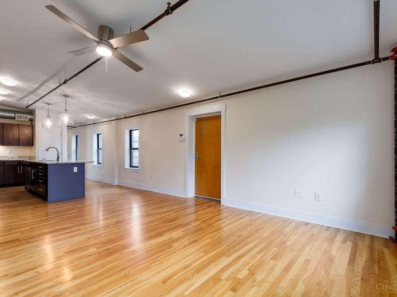 1412 Republic Street, Unit 401, Cincinnati, OH 45202 Photo 9
