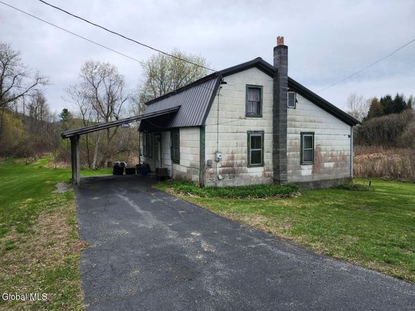2580 County Route 17, Granville, NY 12832