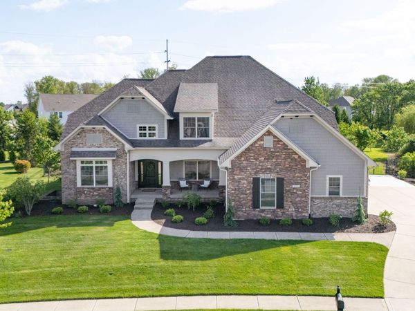 11521 Willow Bend Drive, Zionsville, IN 46077
