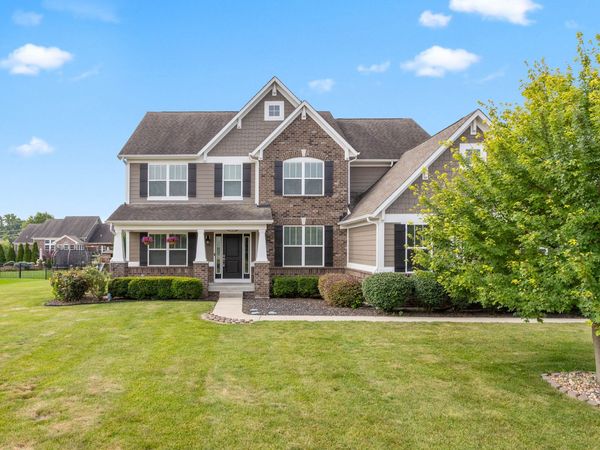 561 Windborough, Brownsburg, IN 46112