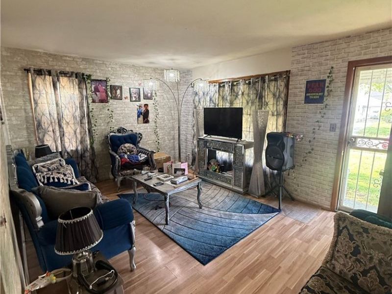 19312 Fairway Avenue , Maple Heights, OH 44137 Photo 6