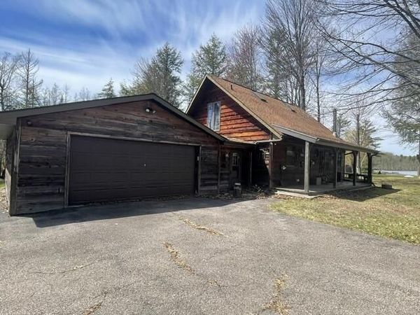12631 McComb LANE, Mountain, WI 54149