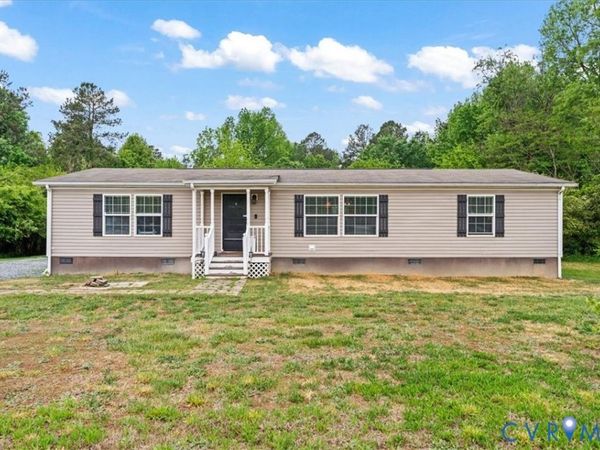 377 Rocky Hill Road, Nottoway, VA 23824