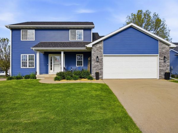 3516 Prairie Creek Road SW, Cedar Rapids, IA 52404