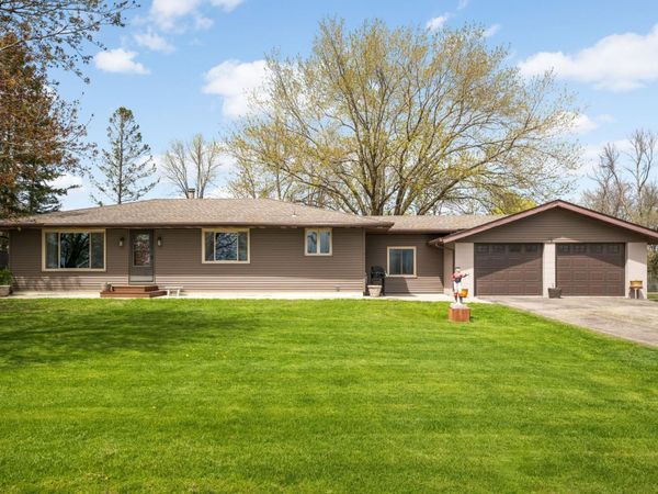 6811 Millersburg Boulevard , Lonsdale, MN 55046