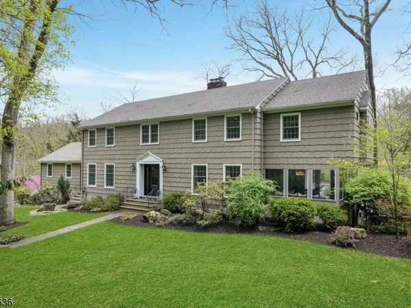 59 Green Hill Rd, Kinnelon, NJ 07405