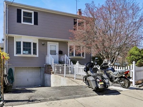 153 Smallwood Ave, Belleville, NJ 07109