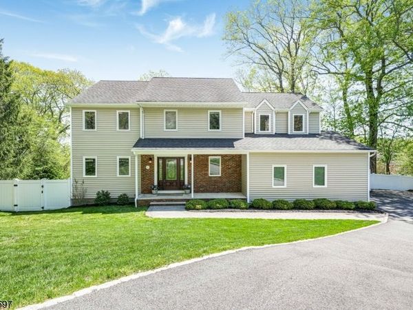 32 Bonnell Ln, Randolph, NJ 07869