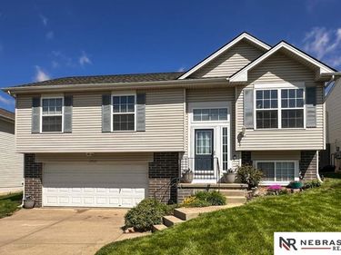 17832 Josephine Street , Omaha, NE 68136