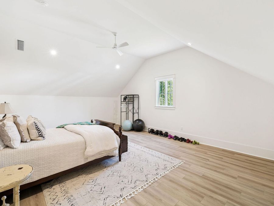Property Image 64