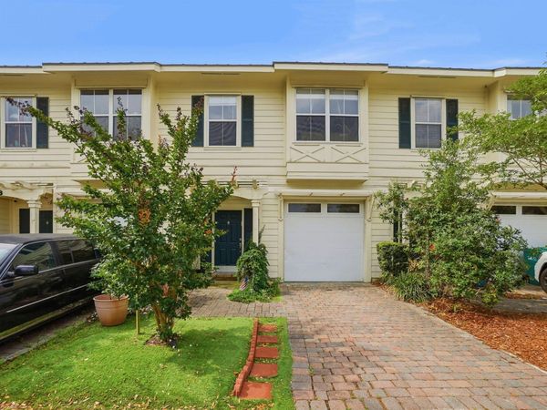 261 Mattie M Kelly Boulevard, Unit 261, Destin, FL 32541