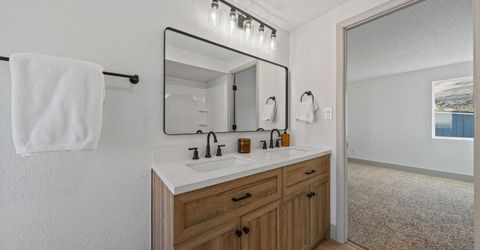 239 Rue De La Chartreuse, Sparks, NV 89434 Photo
