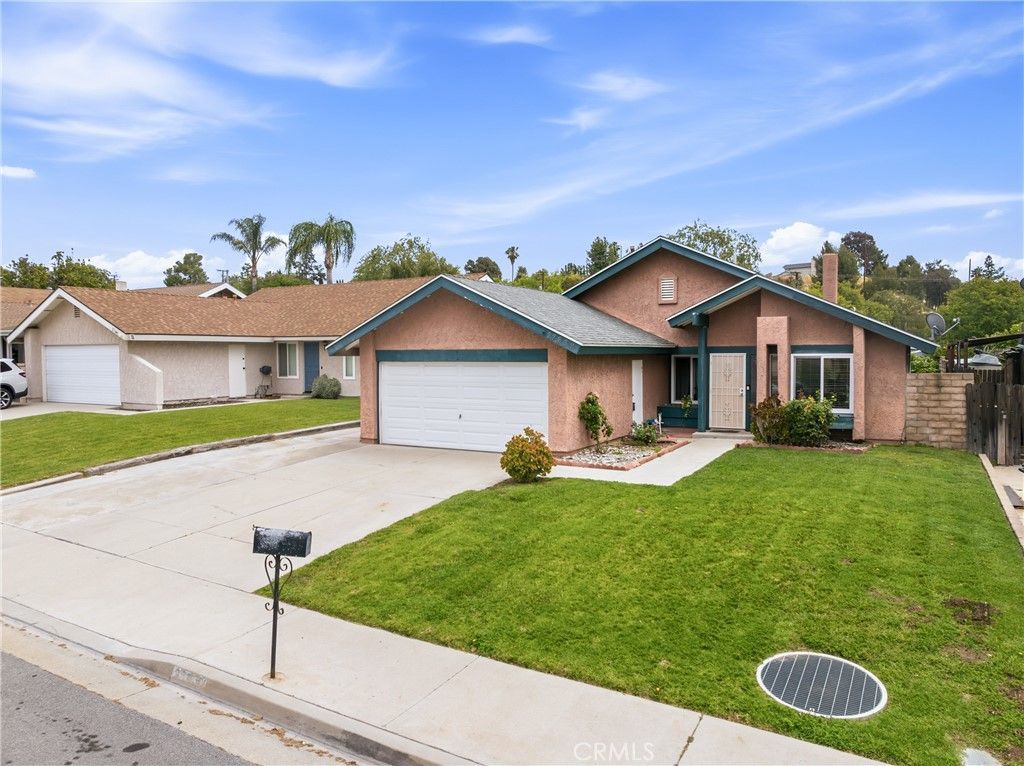 27638 Cherry Creek, Valencia, CA 91354 Main Photo