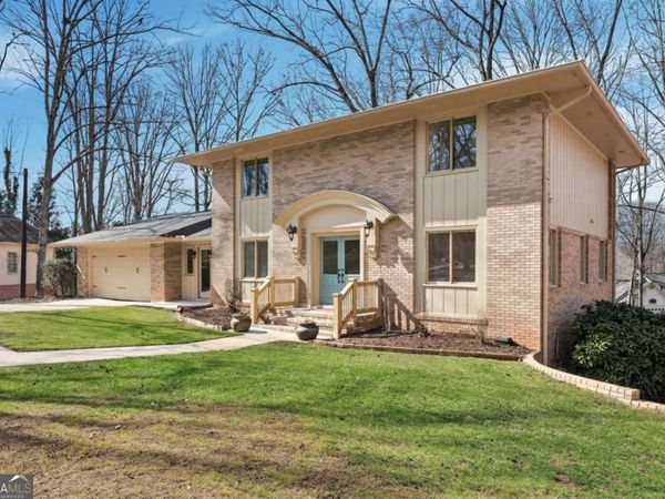 3504 Edgewood Circle, Gainesville, GA 30506