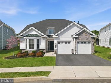3912 INDEPENDENCE DRIVE, EASTON, PA 18045