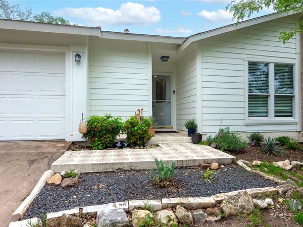 8411 Romney RD, Austin, TX 78748