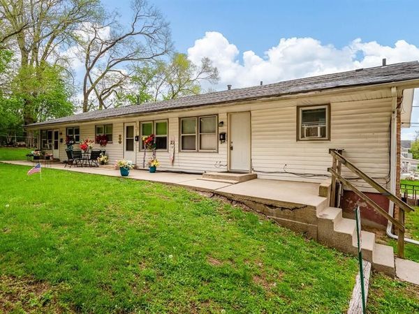 422 HENRIETTA Avenue , Rockford, IL 61102