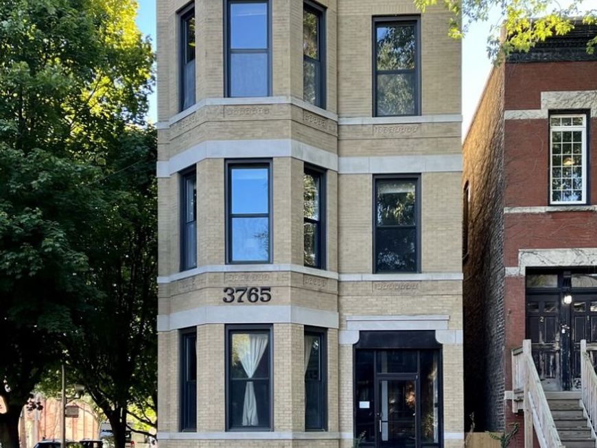 Main Photo
