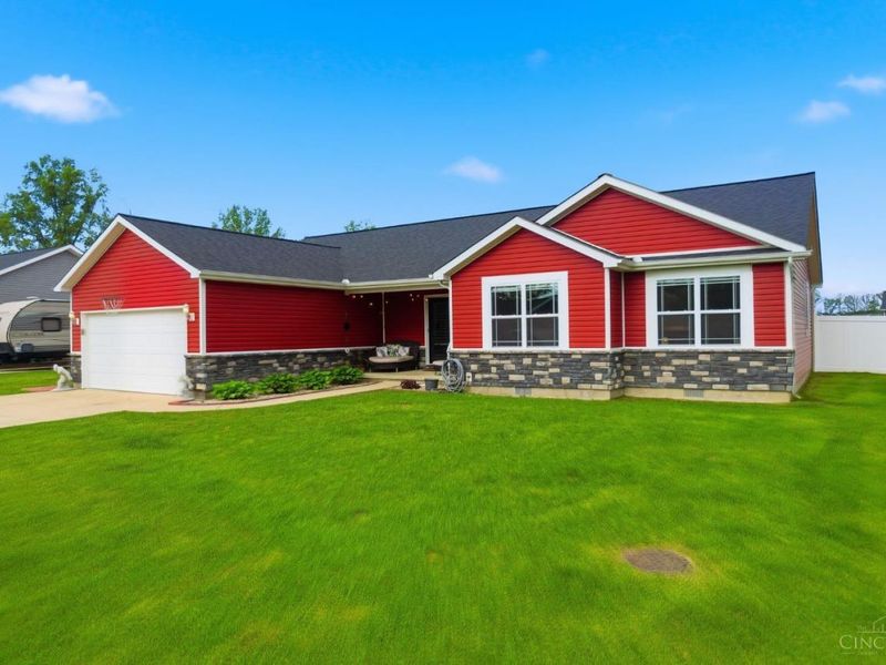 118 Ella Rose Drive, Pike Twp, OH 45154 Photo 3