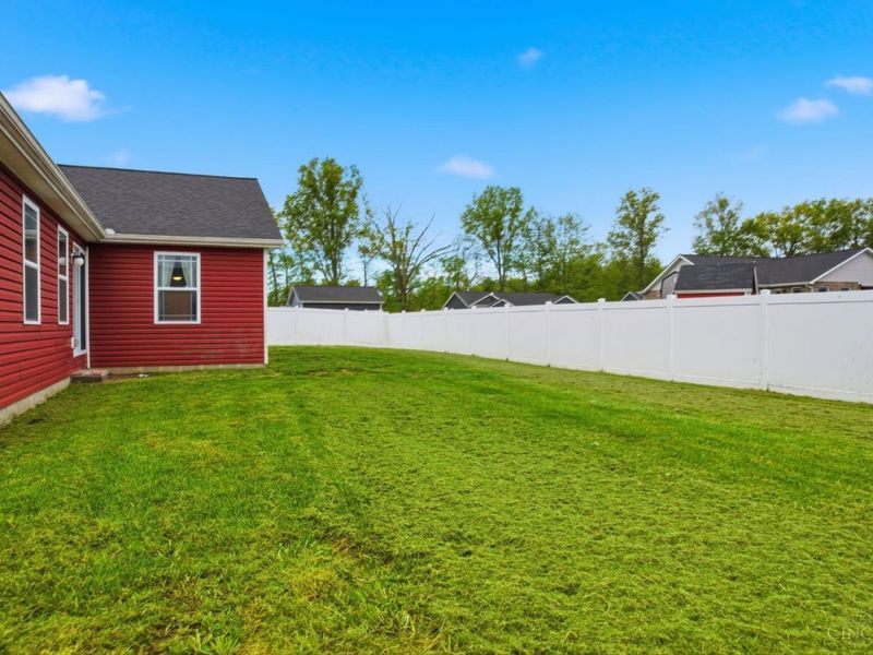 118 Ella Rose Drive, Pike Twp, OH 45154 Photo 8