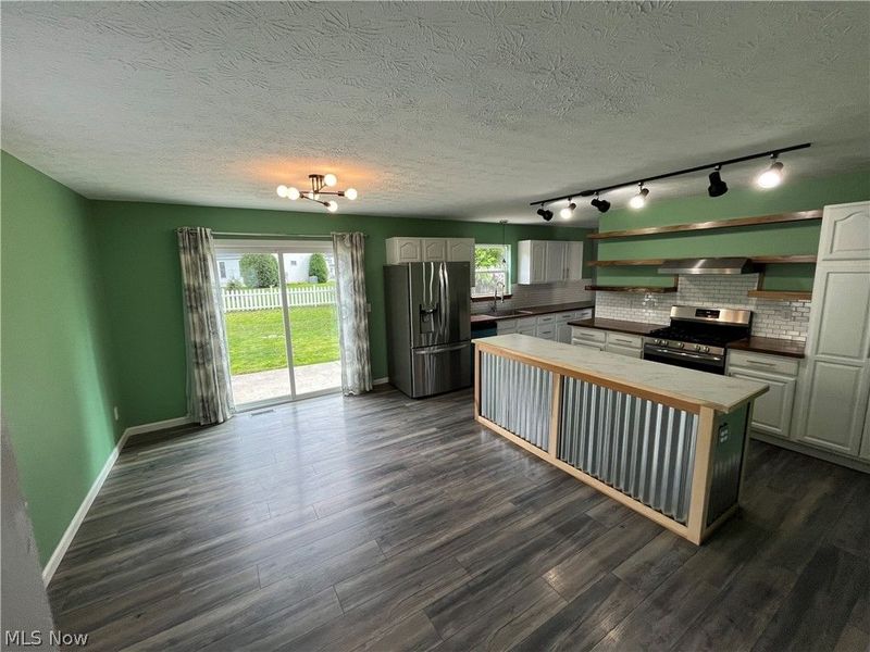 835 Yorkshire Drive , Ravenna, OH 44266 Photo 14