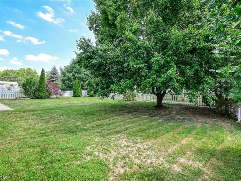 835 Yorkshire Drive, Ravenna, OH 44266 Photo 26