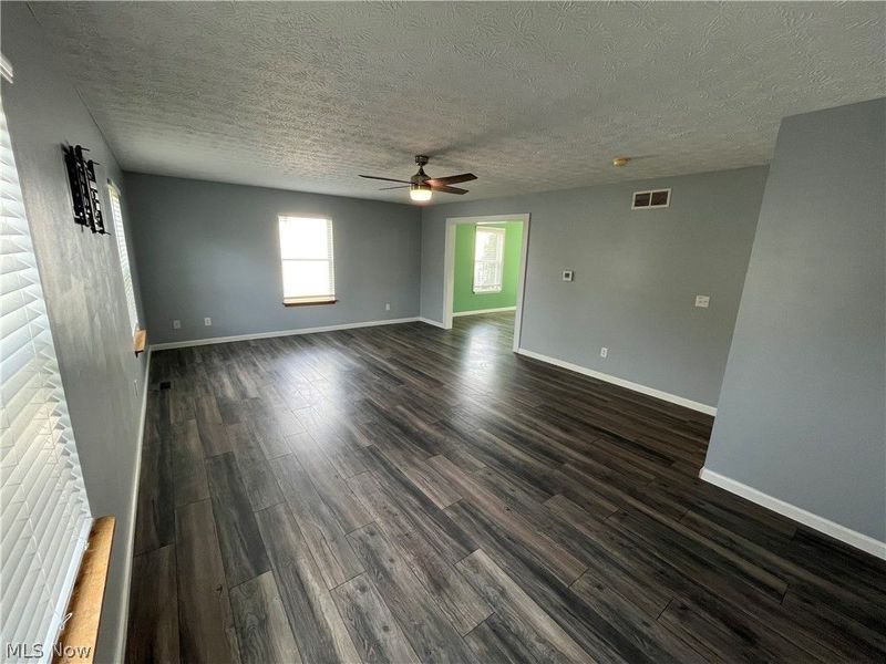 835 Yorkshire Drive , Ravenna, OH 44266 Photo 7