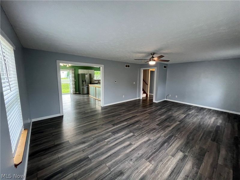 835 Yorkshire Drive , Ravenna, OH 44266 Photo 8