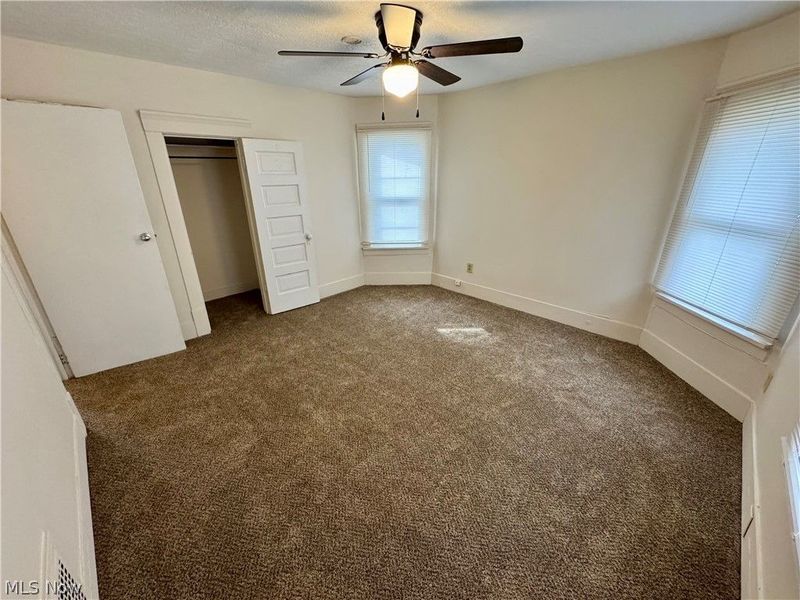 909 Clarendon Avenue SW, Canton, OH 44710 Photo 23