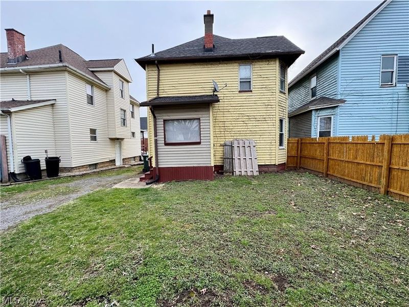 909 Clarendon Avenue SW, Canton, OH 44710 Photo 36