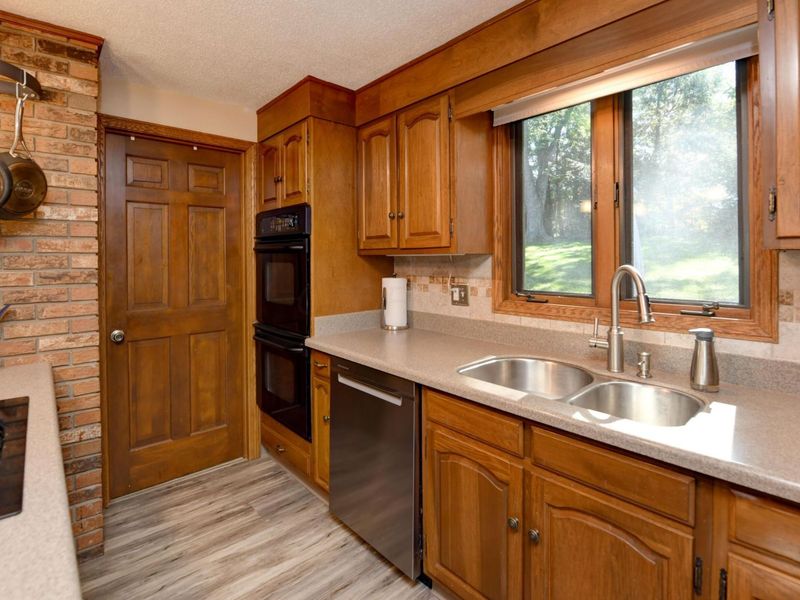 606 Airport Road , Zanesville, OH 43701 Photo 16