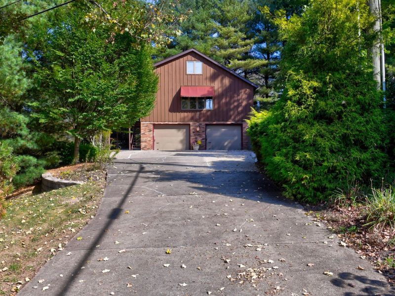 606 Airport Road , Zanesville, OH 43701 Photo 6