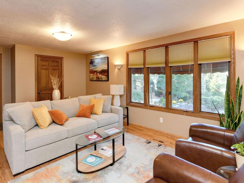 606 Airport Road , Zanesville, OH 43701 Photo 8