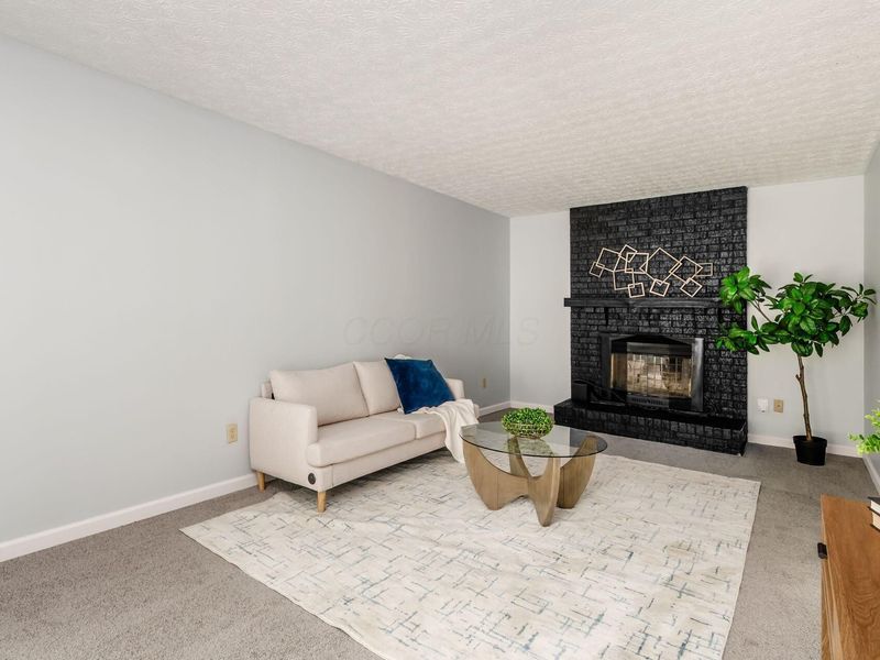 8915 Stillwater Drive, Galloway, OH 43119 Photo 18