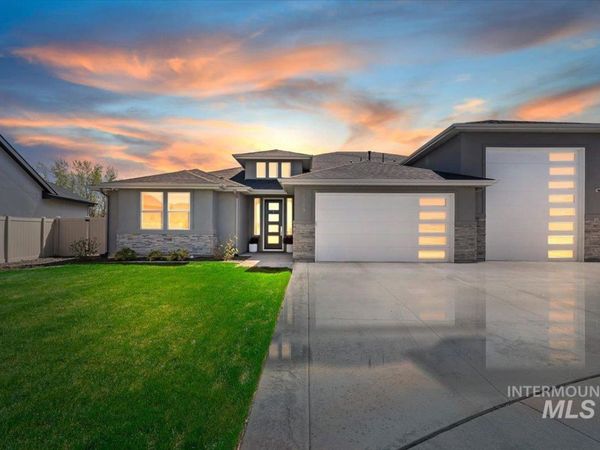 2889 E Columbus River Court, Nampa, ID 83686