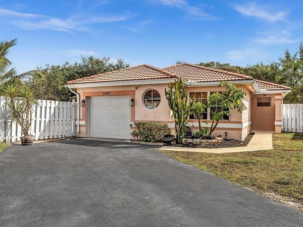 13400 NW 5th Court, Plantation, FL 33325